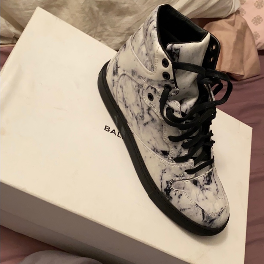 Balenciaga Sneakers Grey & Black